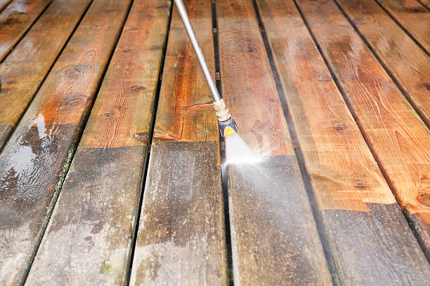 Best Playground Equipment Cleaning  in Calverton Park, MO